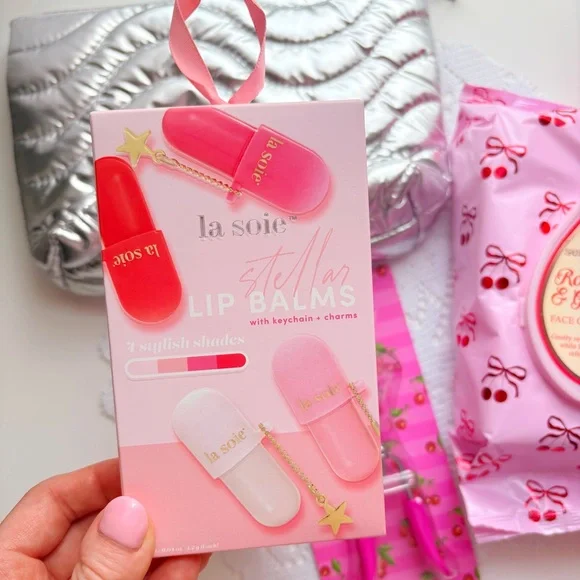 8 Piece Pink Skincare & Beauty Bundle 💖✨ - Picture 4 of 5